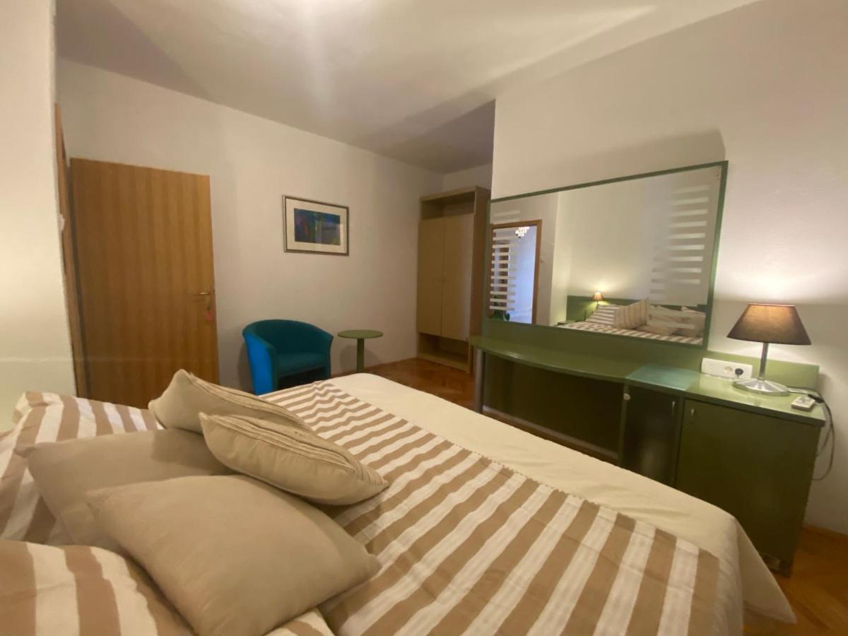 Rooms Josip Makarska Exterior foto